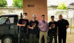 Teknisi Gapacitramandiri melakukan pemeriksaan menyeluruh pada kompresor angin untuk memastikan kinerja optimal